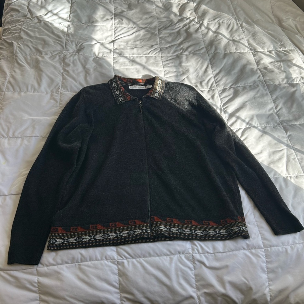 Gray Zip-Up Sweater With Patterned Trim - image 8